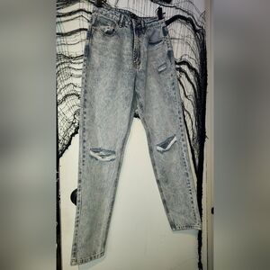 Classic Womans Riot Light Blue Distressed High Rise Mom Jeans